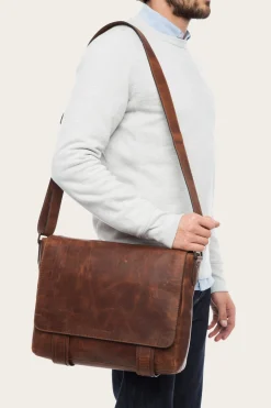 Hot Frye Logan Messenger Cognac